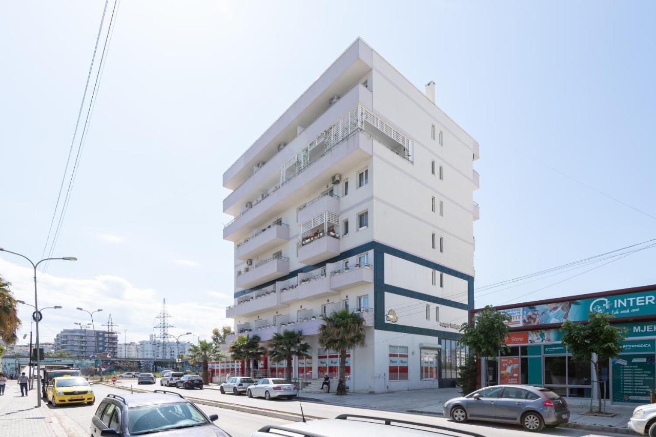 Compas Boutique Hotel Golem  Exterior photo