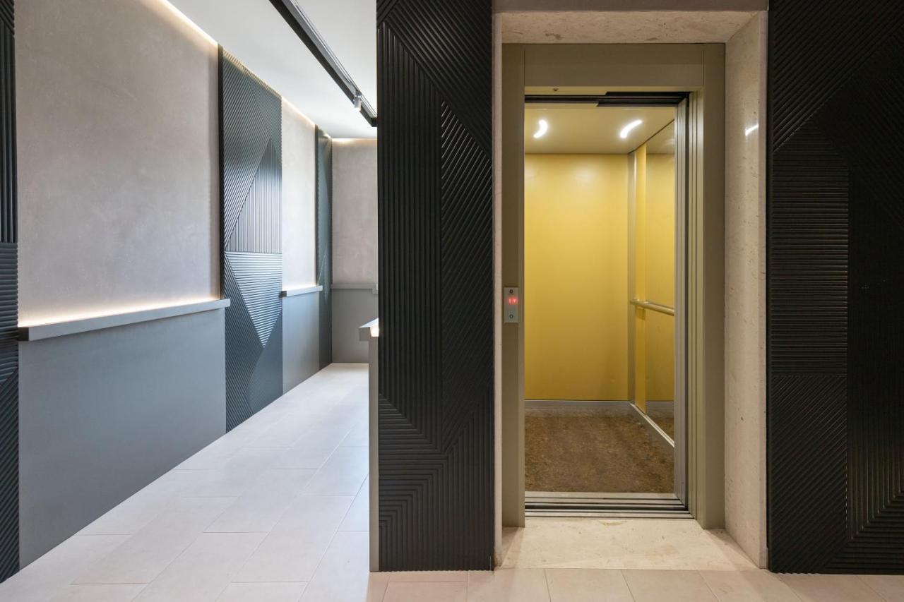 Compas Boutique Hotel Golem  Exterior photo